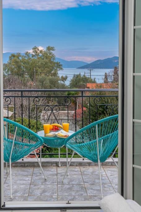 Апартаменты Eleni'S House Каравомилос Экстерьер фото